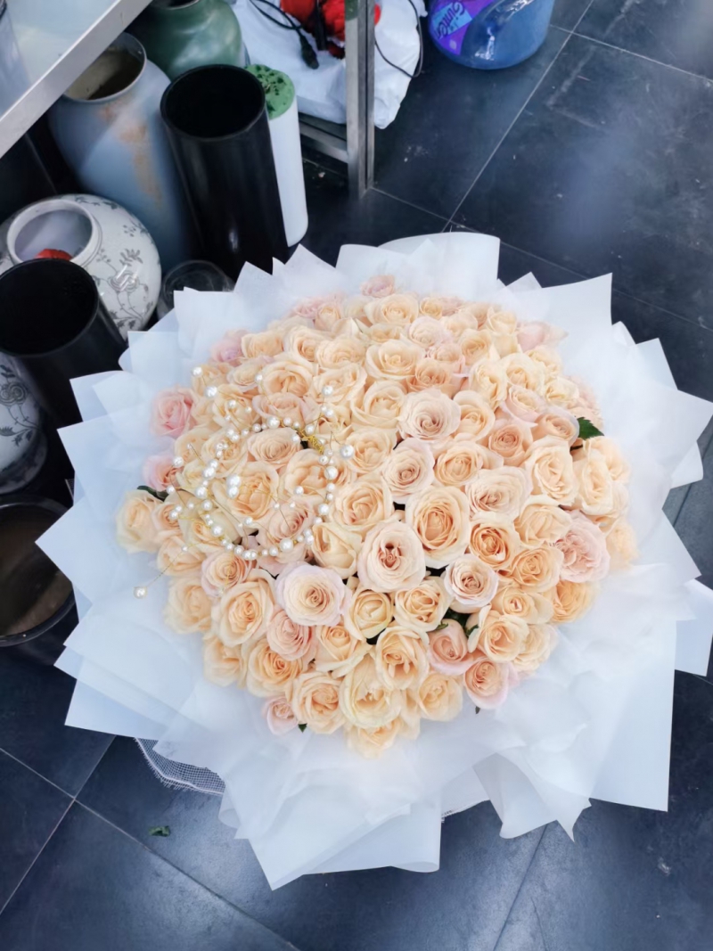 鲜花花篮